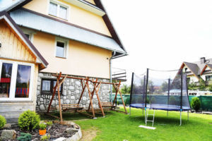 APARTAMENT I POKOJE GOŚCINNE GÓRALECZKA CZARNA GÓRA