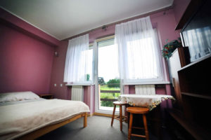 APARTAMENT I POKOJE GOŚCINNE GÓRALECZKA CZARNA GÓRA