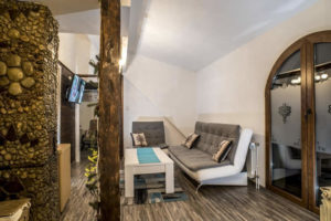 APARTAMENT I POKOJE GOŚCINNE GÓRALECZKA CZARNA GÓRA
